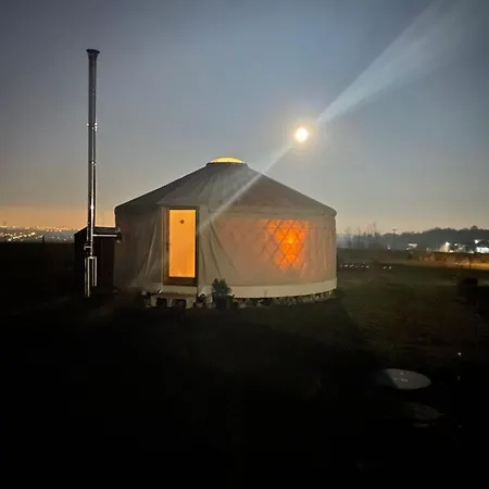 Luxury tent Jurtovna