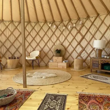 Jurtovna Luxury tent Beroun (Central Bohemian)